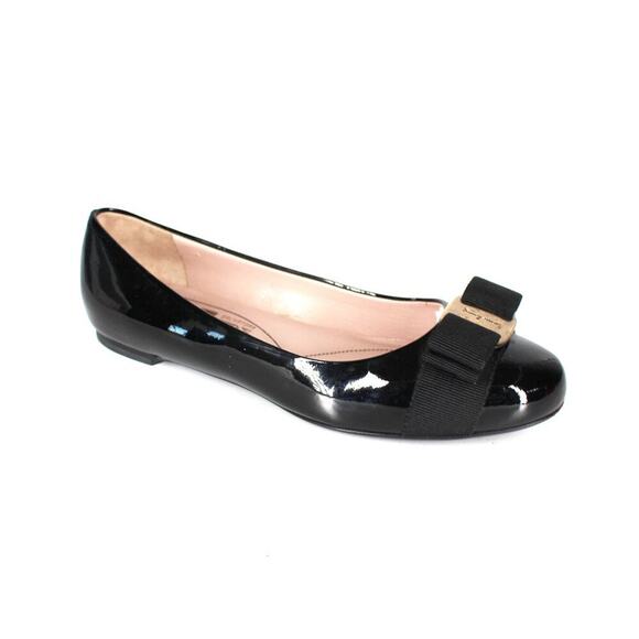 Salvatore Ferragamo Varina Black Patent Leather Signature Grosgrain Bow Flats 5B - Picture 1 of 9